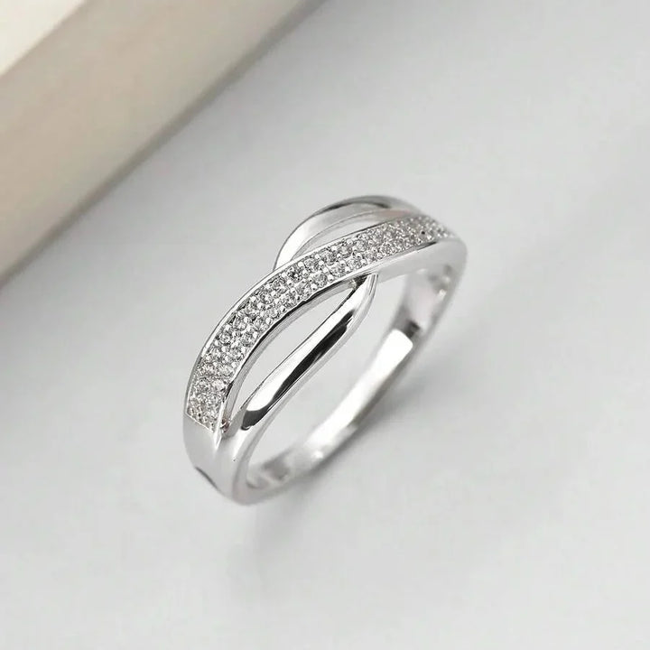 Catherine Classic Gold Zirconia Ring