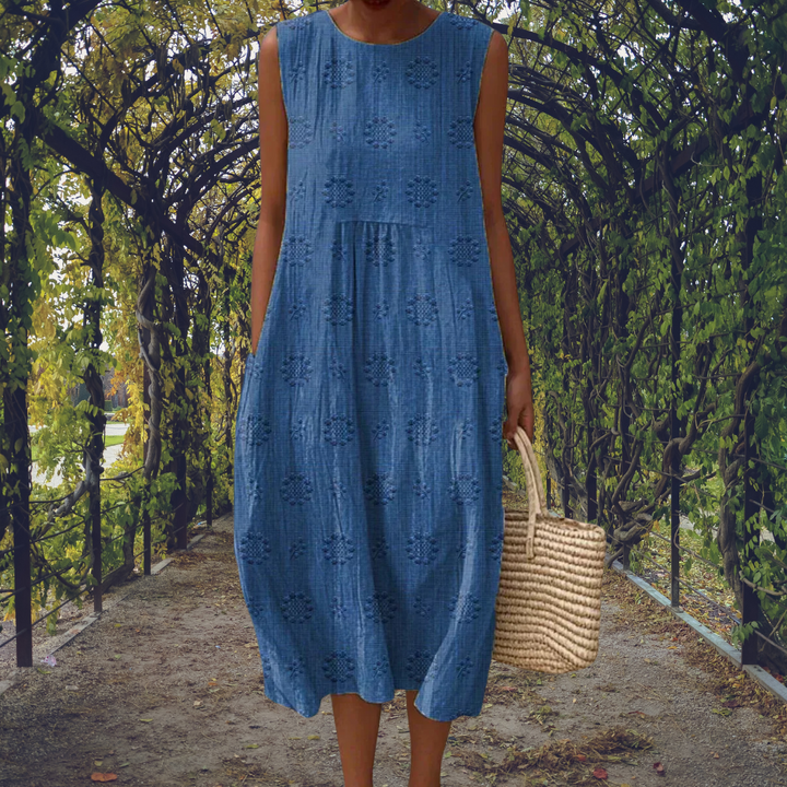 Kate™ – Elegant sleeveless dress with pockets