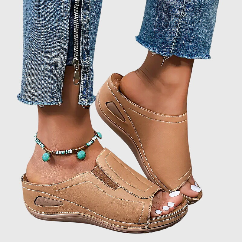Aretha™ | Comfort Sandals