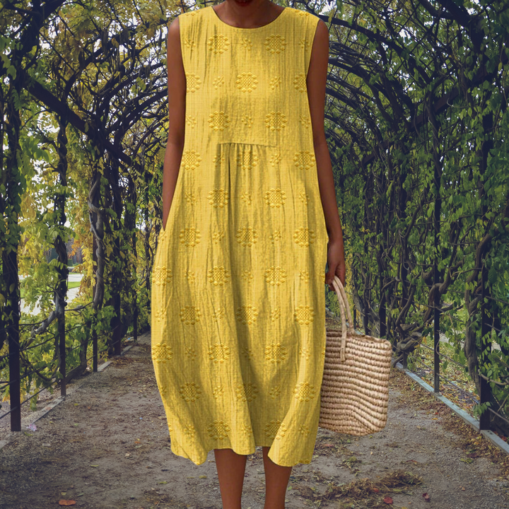 Kate™ – Elegant sleeveless dress with pockets