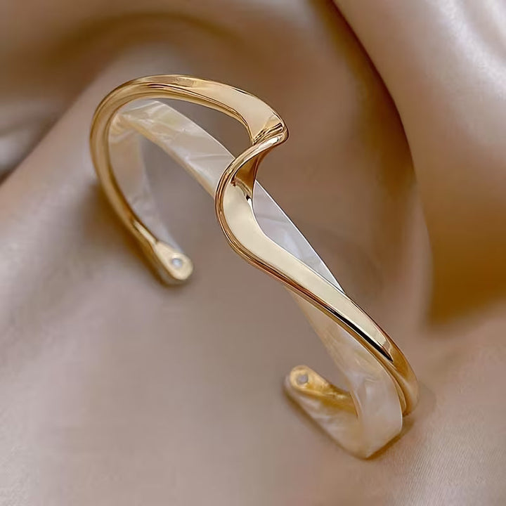 White Opal Elegant Gold Bracelet