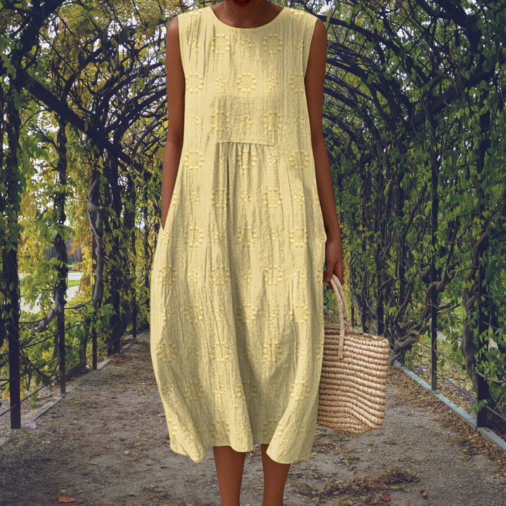 Kate™ – Elegant sleeveless dress with pockets