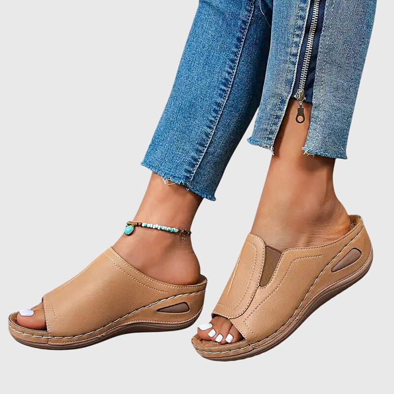 Aretha™ | Comfort Sandals