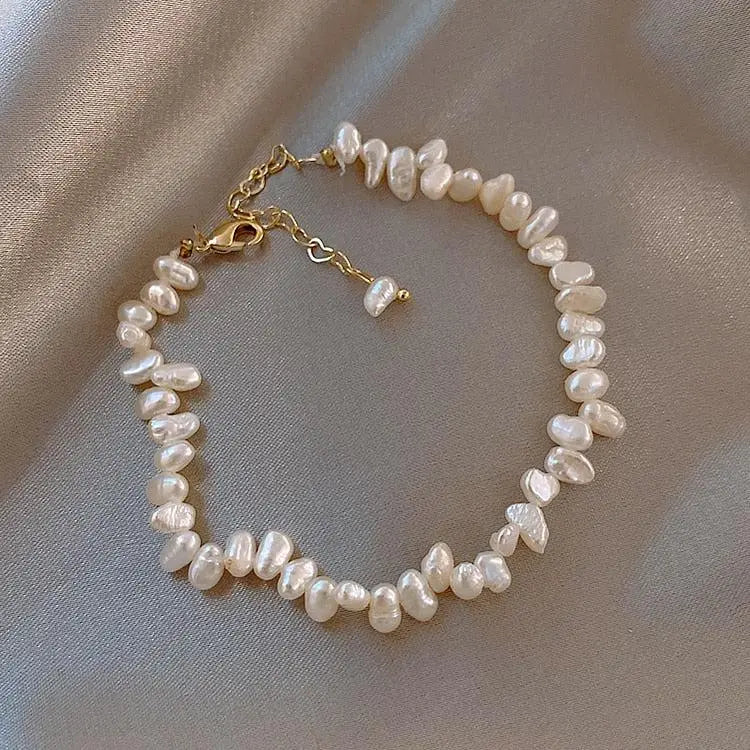 Classic Céline Pearl Bracelet