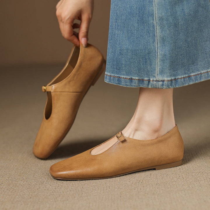 Elspeth - High-Vamp Mary Jane Flat