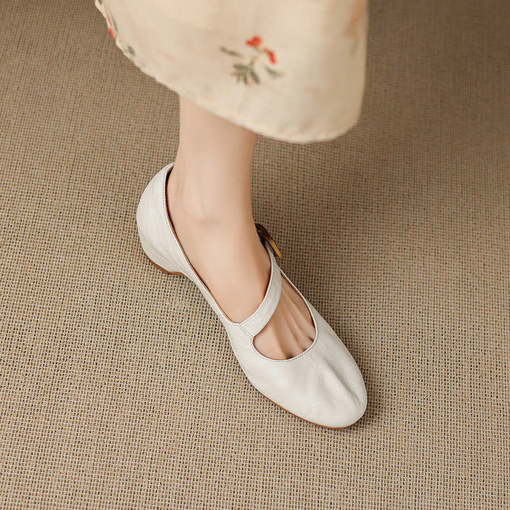 Quira - Round-Toe Mary Jane Flat