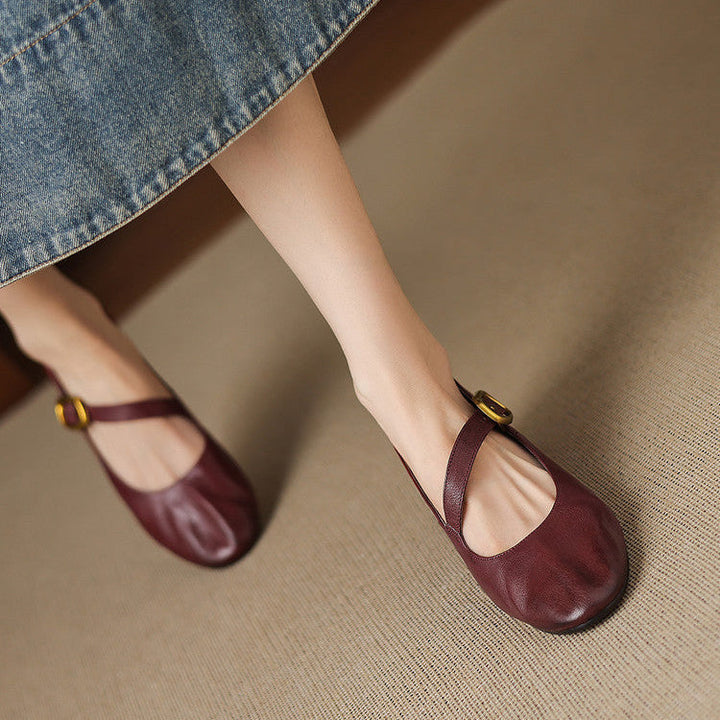 Quira - Round-Toe Mary Jane Flat