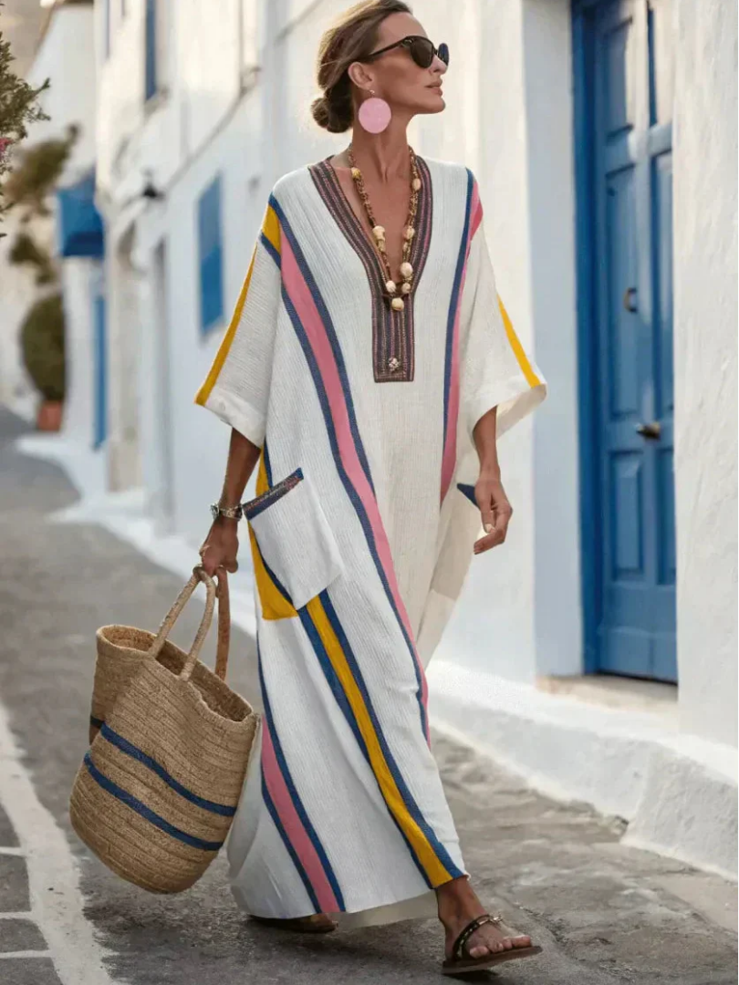 Noemi - V Neck Half Sleeve Pocket Dress