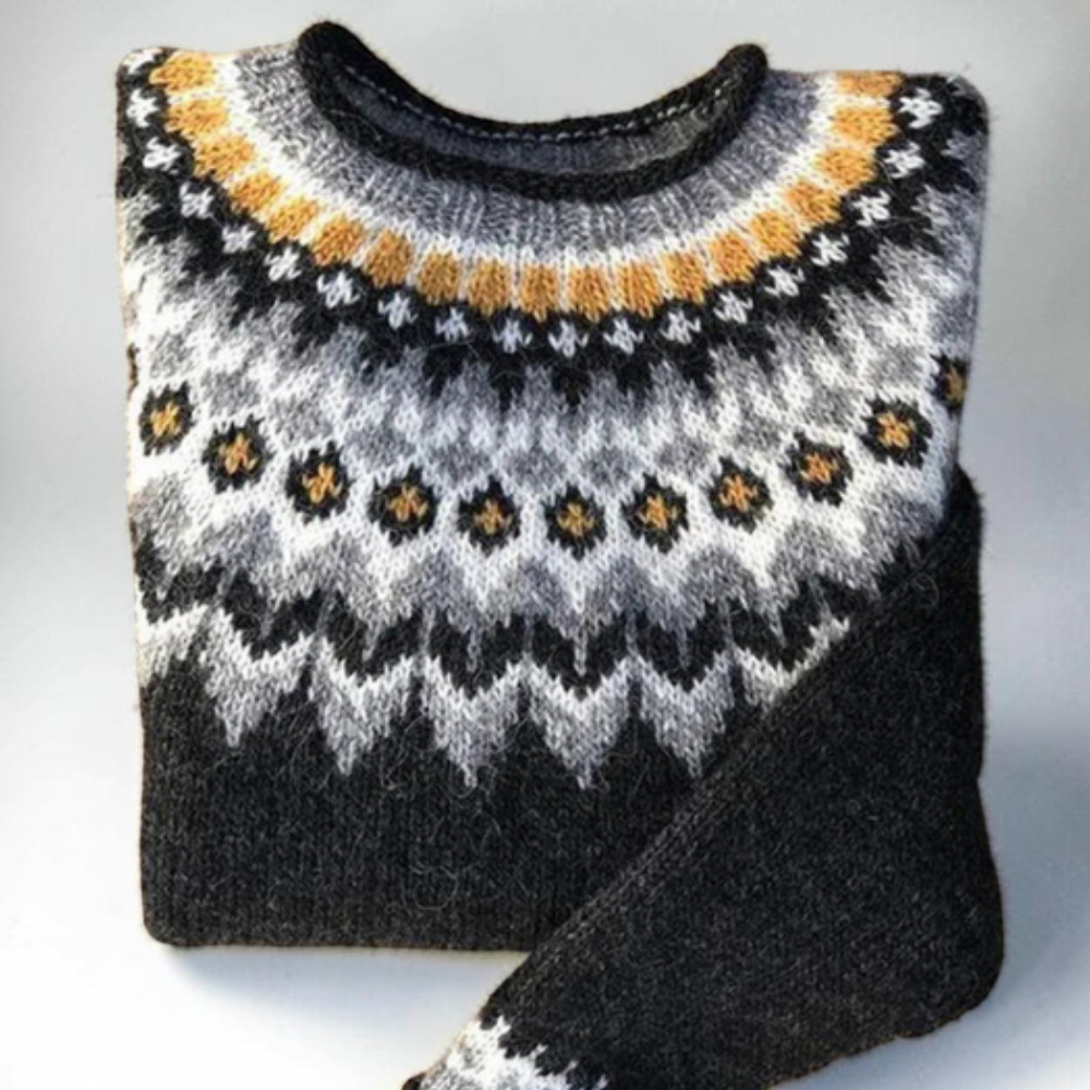 Toronto | Retro winter sweater